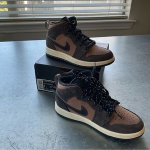 Jordan 1 mid se brown